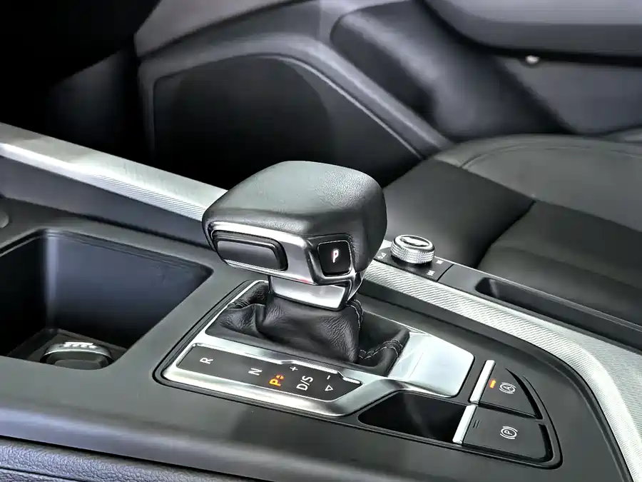 Audi A5 - фото 8