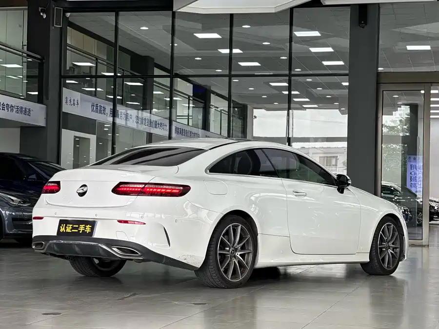 Mercedes E-Class - фото 19